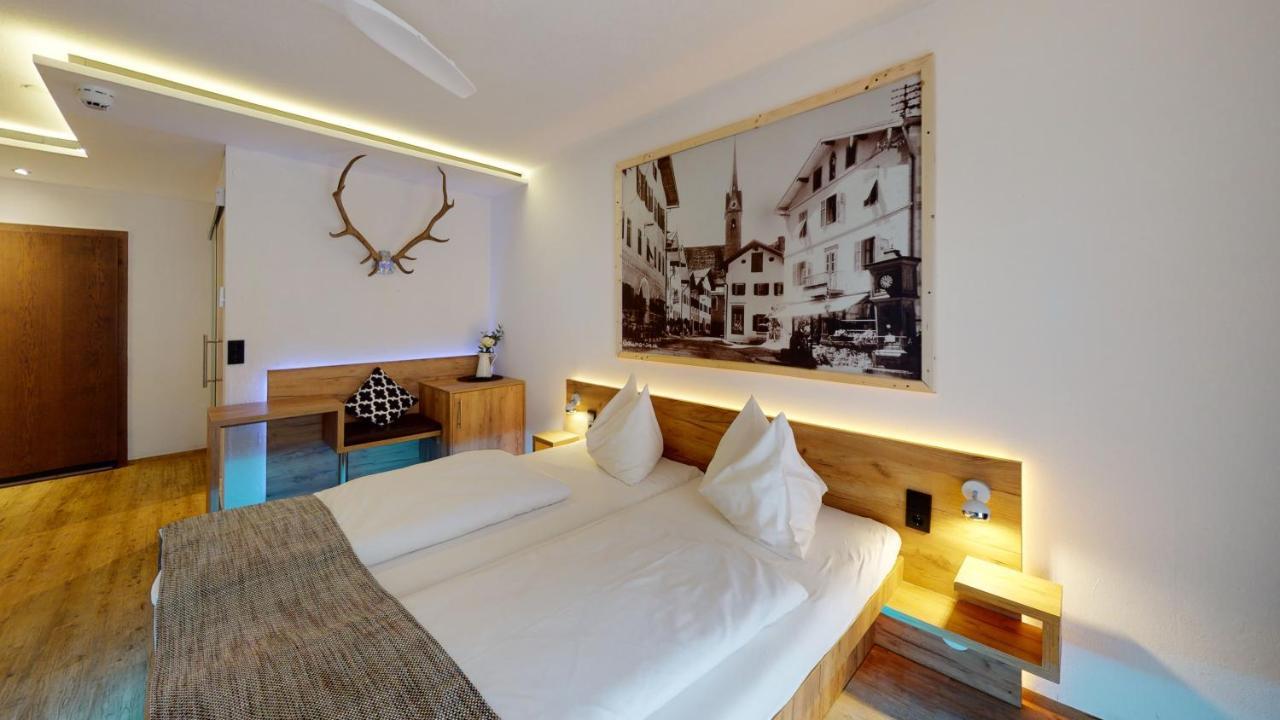 Hotel Adler Golling an der Salzach Buitenkant foto