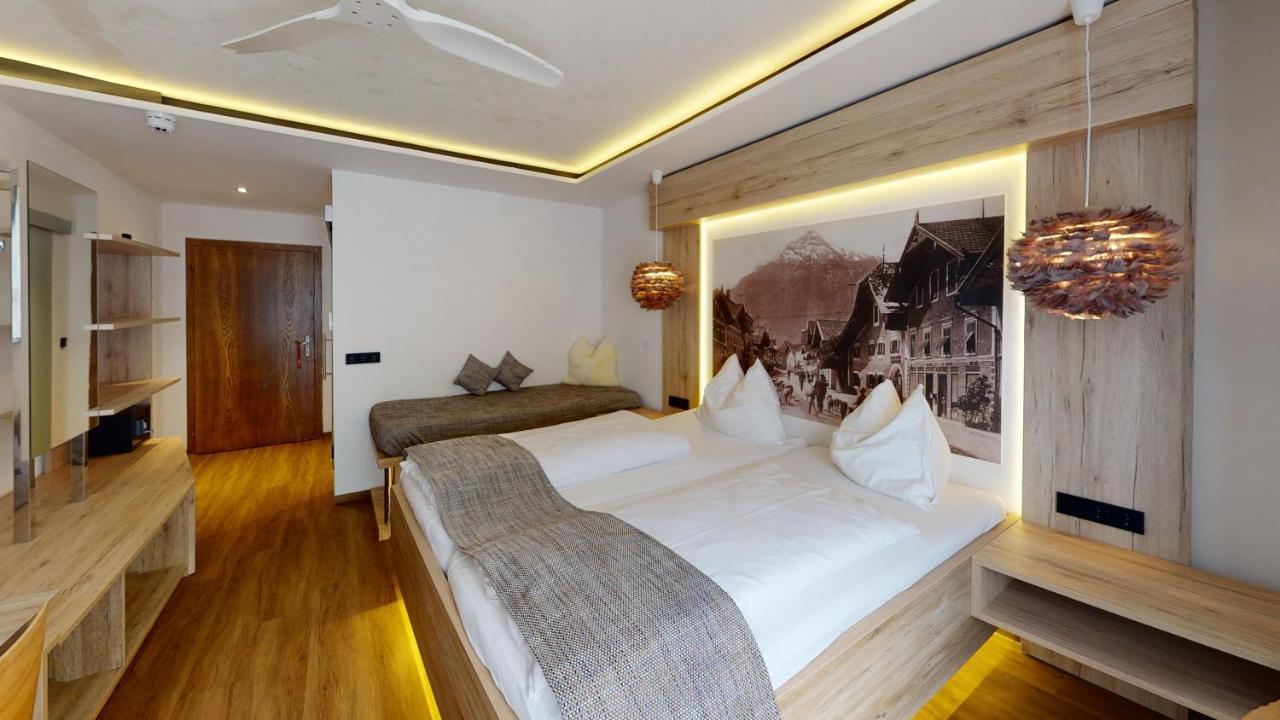 Hotel Adler Golling an der Salzach Buitenkant foto