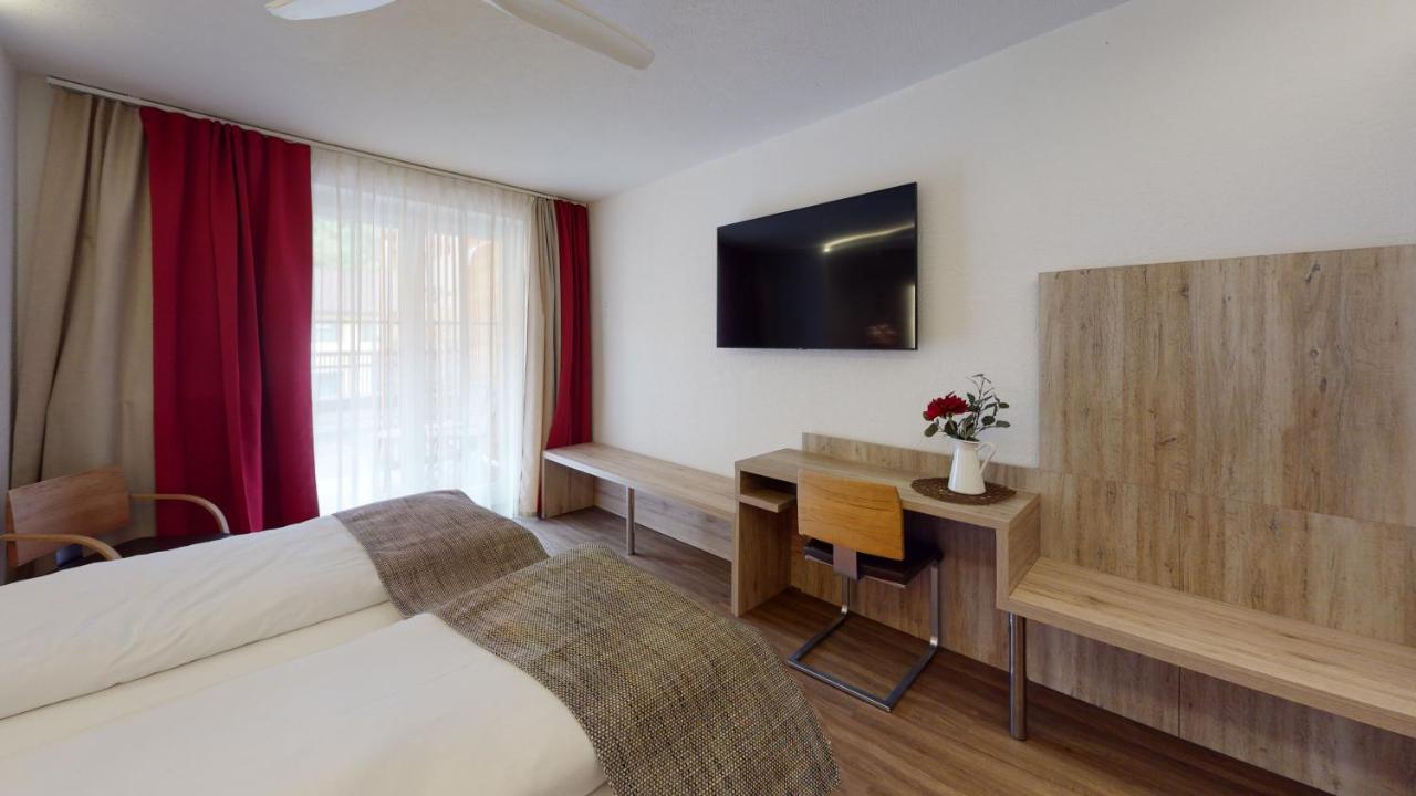 Hotel Adler Golling an der Salzach Buitenkant foto