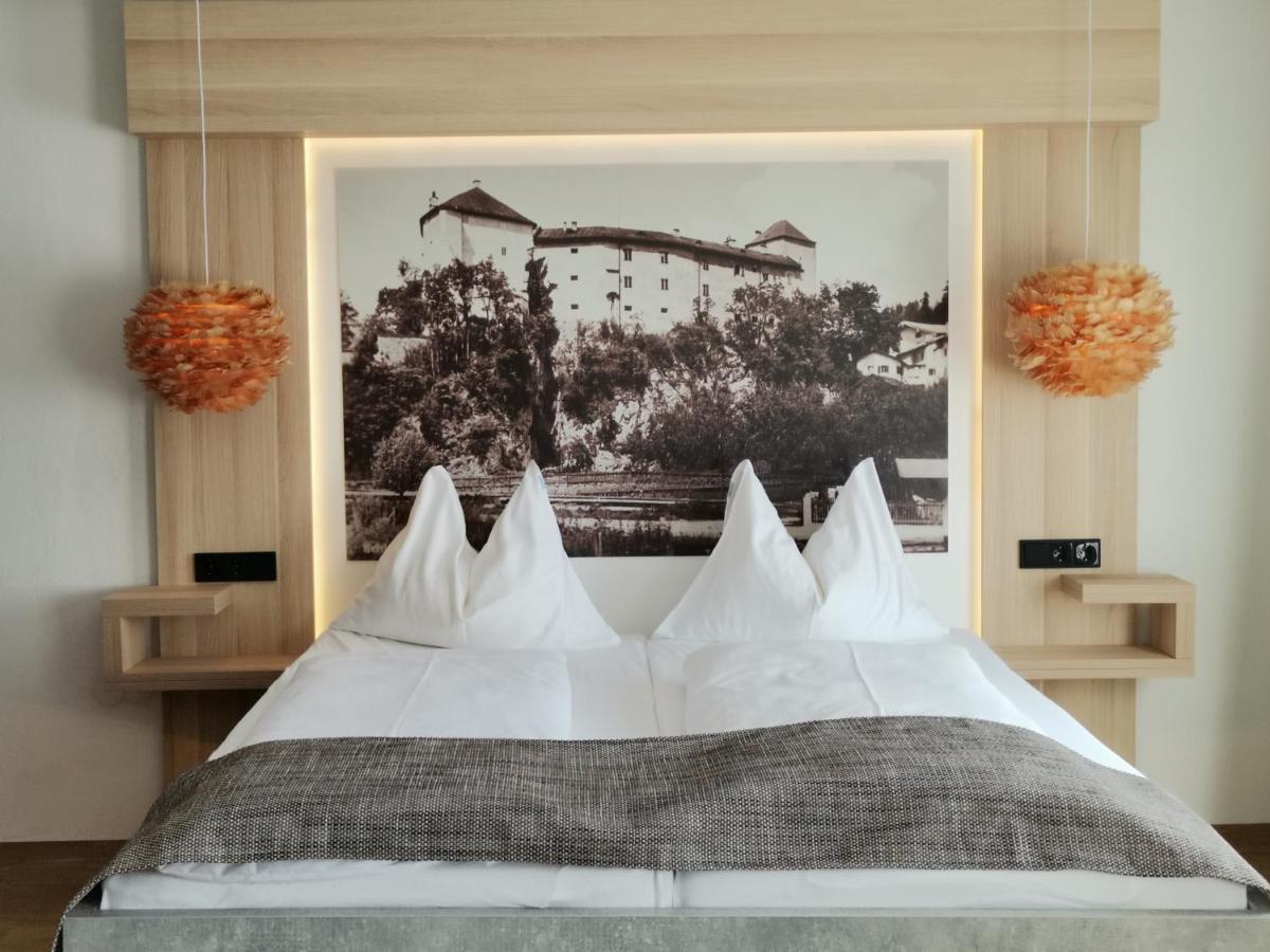 Hotel Adler Golling an der Salzach Buitenkant foto